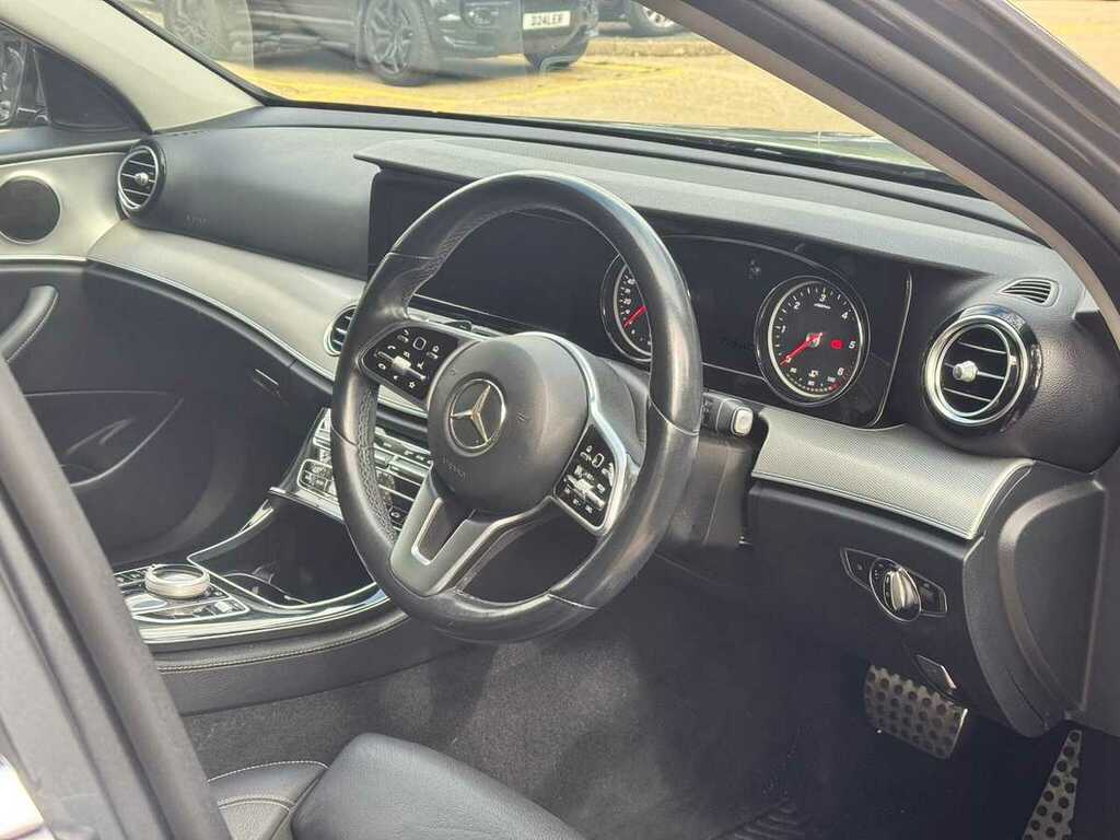 Mercedes-Benz E Class Se Grey #3