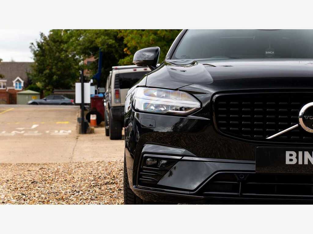 Volvo V90 R-design Black #3