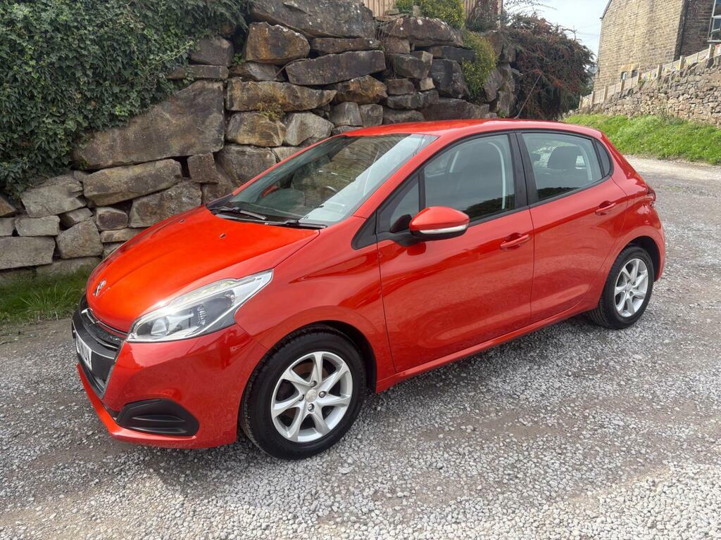 Peugeot 208 Access Grey #1