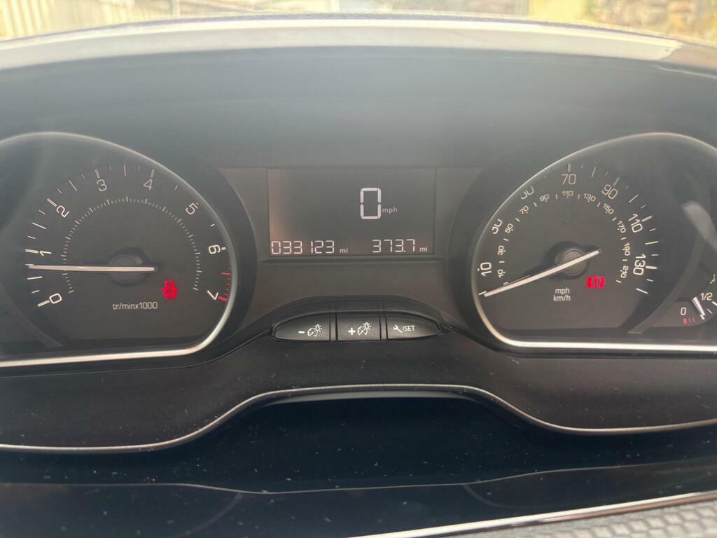 Peugeot 208 Access Grey #14