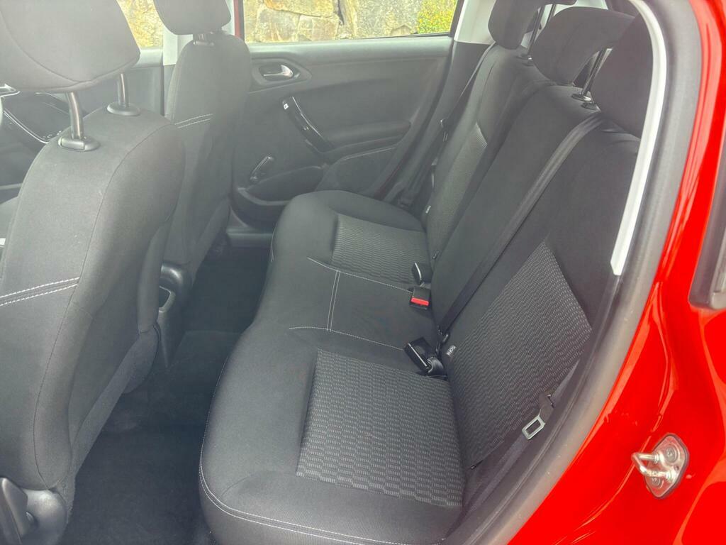 Peugeot 208 Access Grey #8