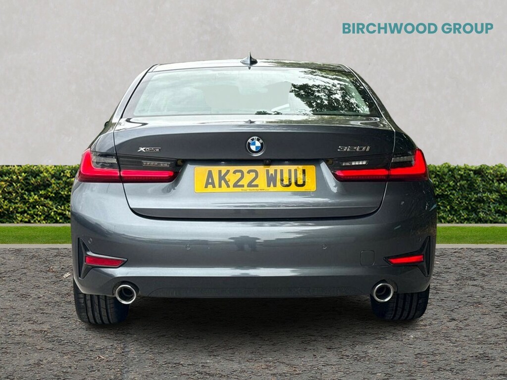 BMW 3 Series 320I Xdrive Se Pro Step Grey #4