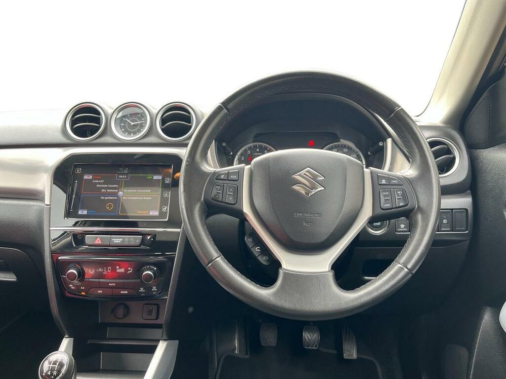 Suzuki Vitara Sz5 Allgrip White #11