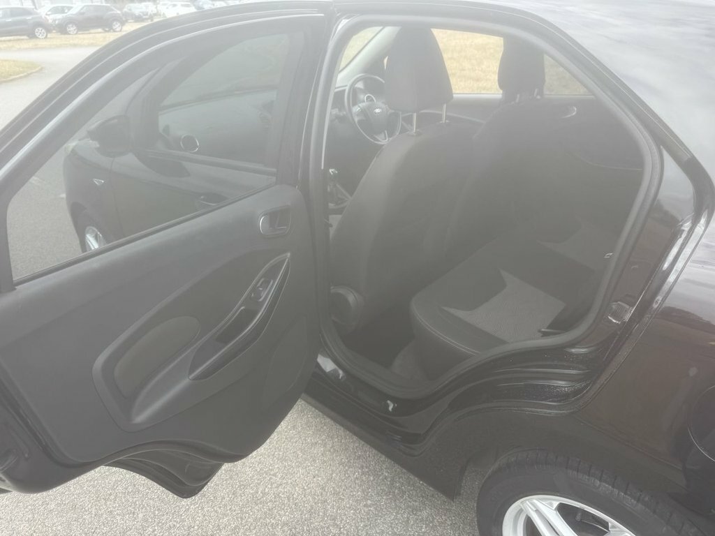 Ford KA+ 2017 67 Zetec Black #25