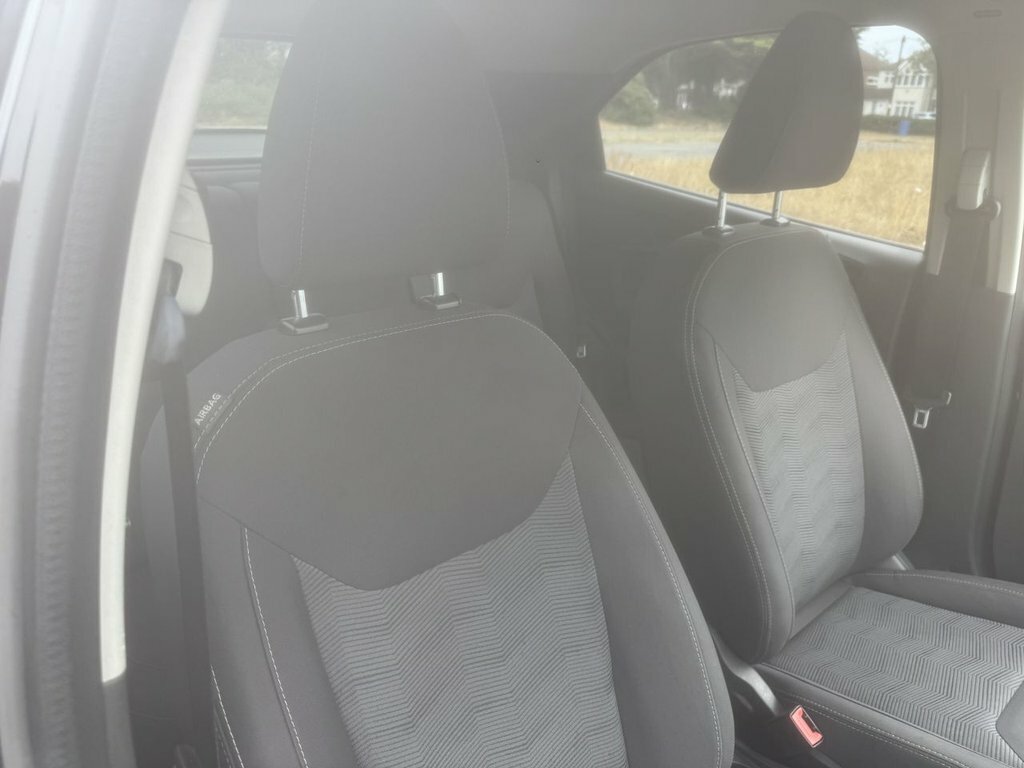 Ford KA+ 2017 67 Zetec Black #20