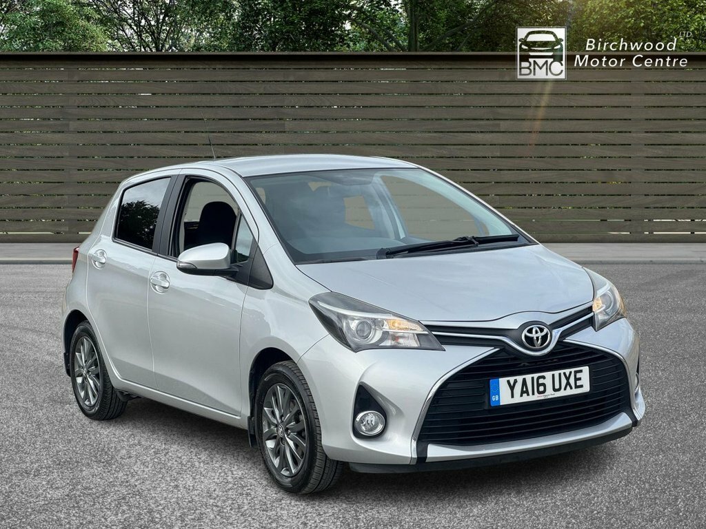 Toyota Yaris 1L Icon Silver