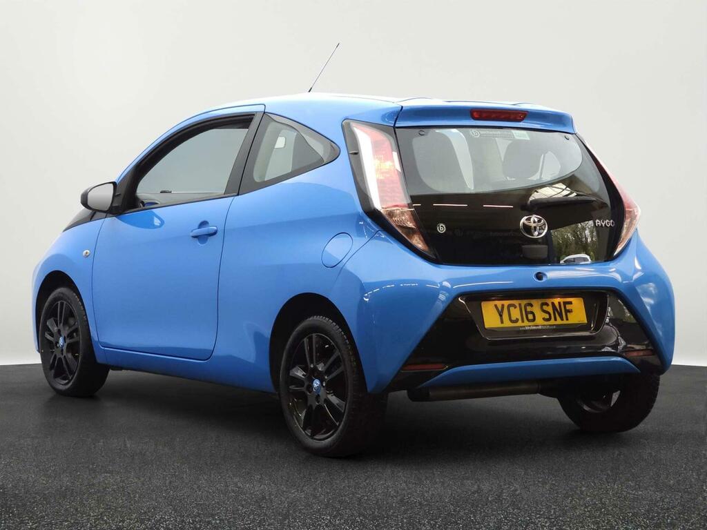 Toyota Aygo 1.0 Vvt-i X-cite Instyle Pack Euro 6 Blue #2