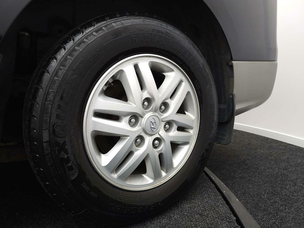 Hyundai I800 Mpv Silver #27