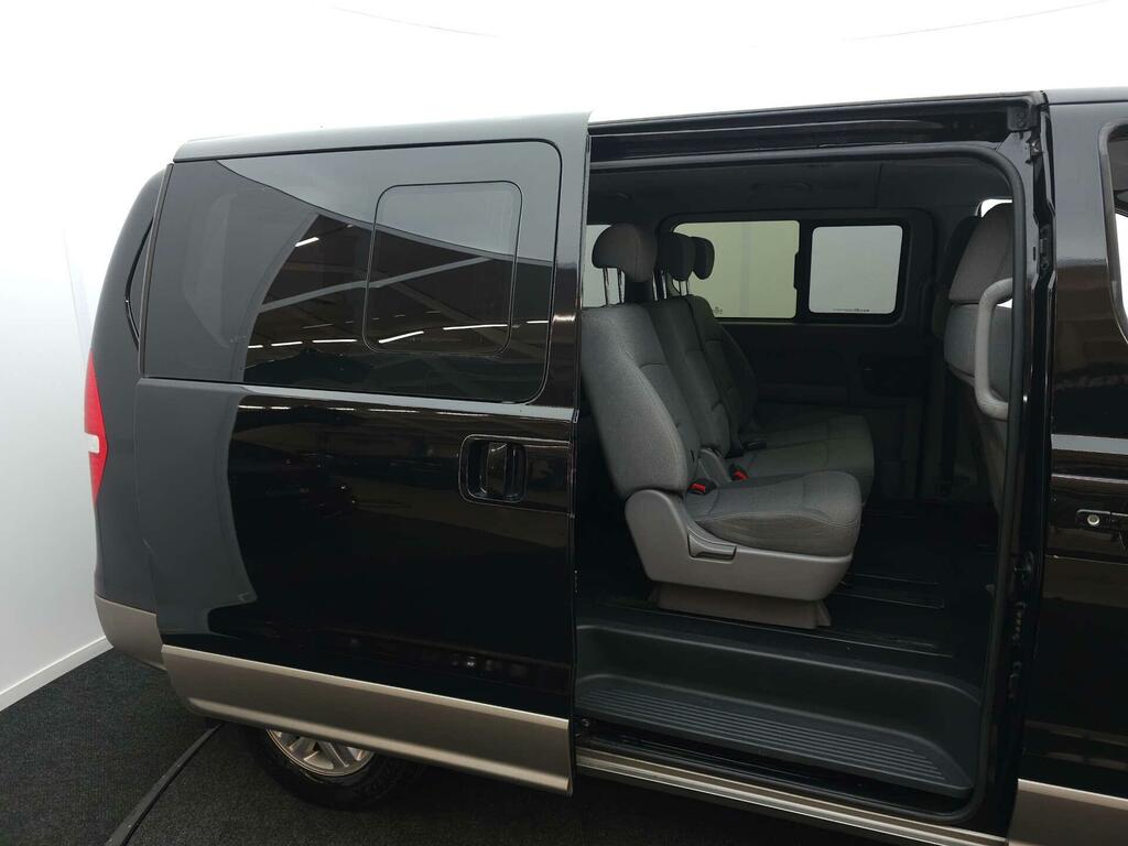 Hyundai I800 Mpv Silver #33