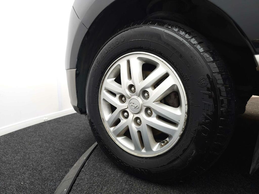 Hyundai I800 Mpv Silver #26