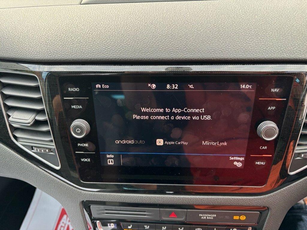 Volkswagen Golf SV Match Grey #19