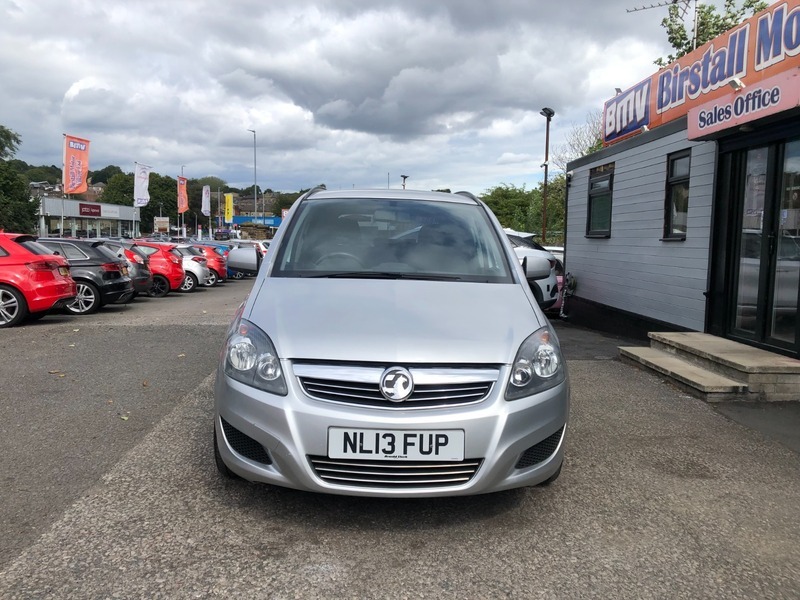 Vauxhall Zafira Exclusiv Silver #2