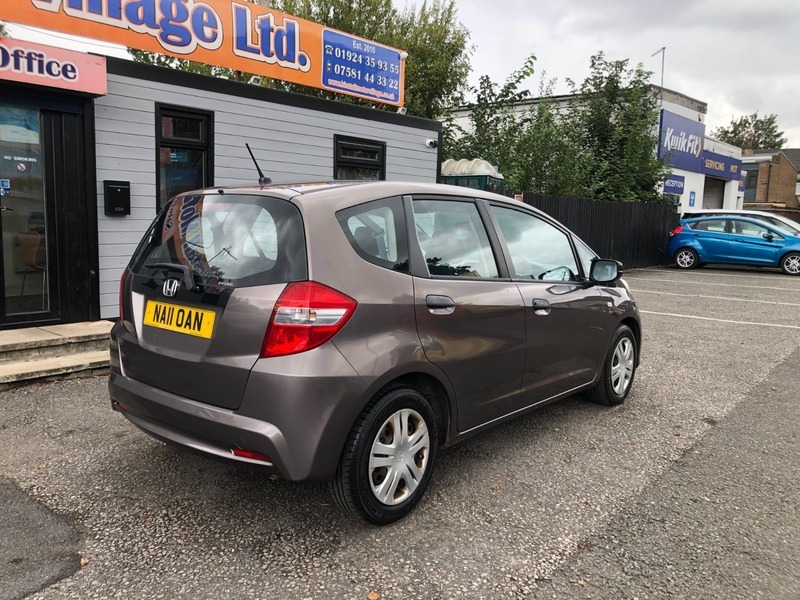 Honda Jazz I-vtec S Brown #4