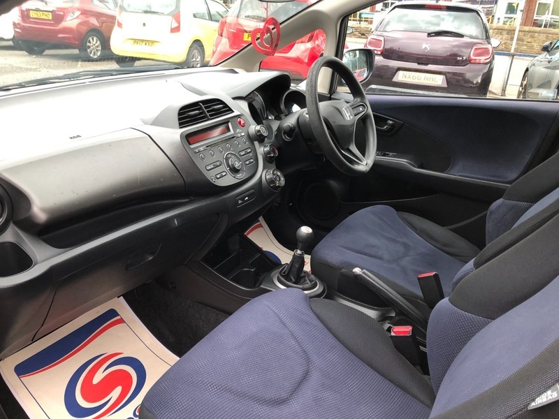 Honda Jazz I-vtec Se Black #13