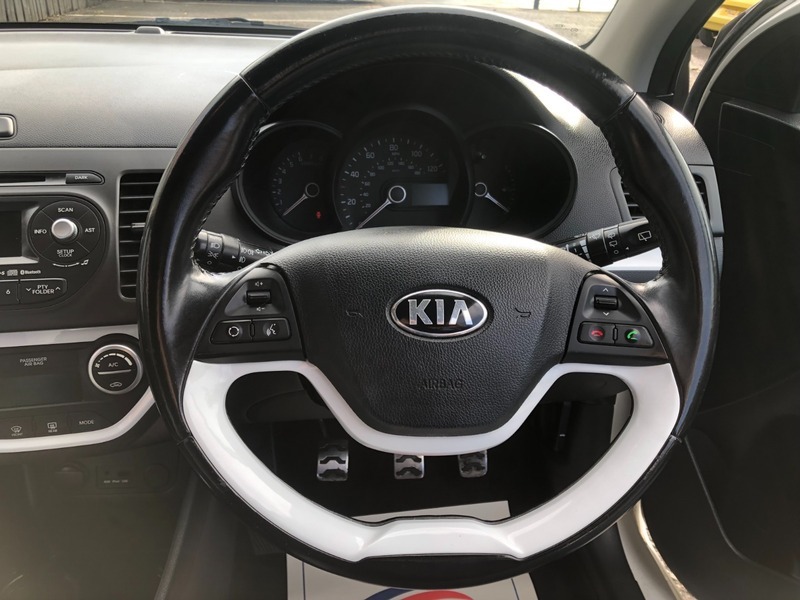 Kia Picanto 3 5-Door Black #11