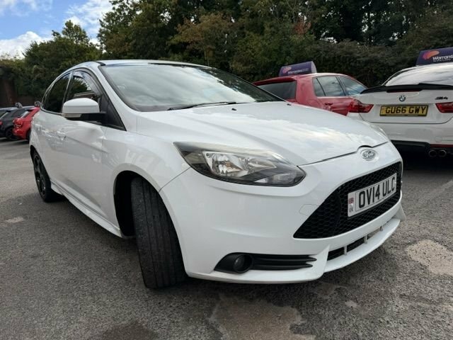 Ford Focus 2.0 St-2 247 OV14ULC White #2