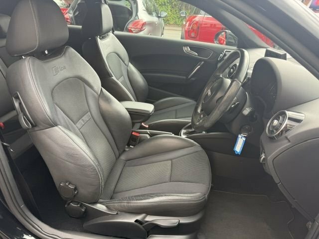 Audi A1 1.4 Tfsi S Line Black #5