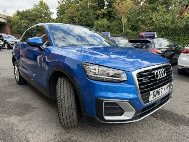 Audi Q2 2.0 Tdi Sport Suv Blue #2
