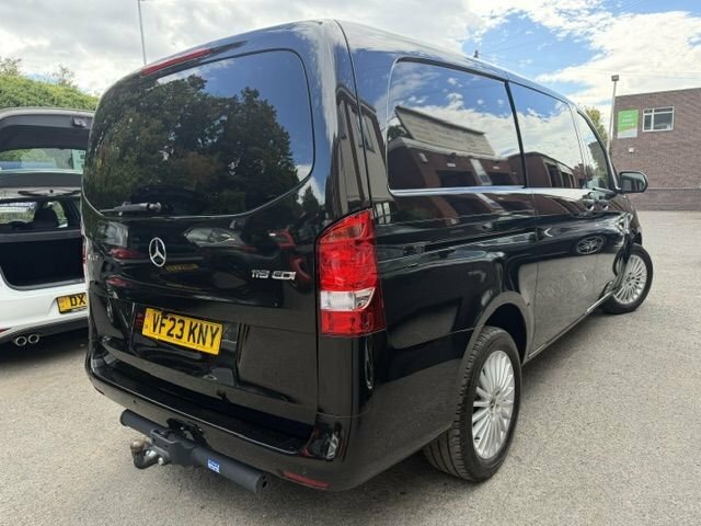 Mercedes-Benz Vito 2.0 119 Cdi Premium Black #3