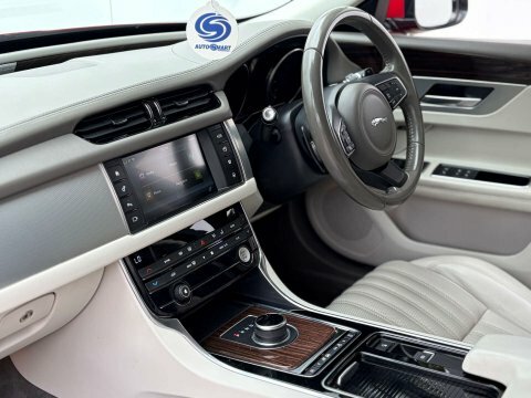 Jaguar XF 3.0D S Black #58