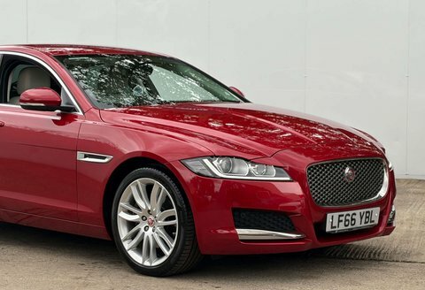 Jaguar XF 2.0 Xf Portfolio Red #5