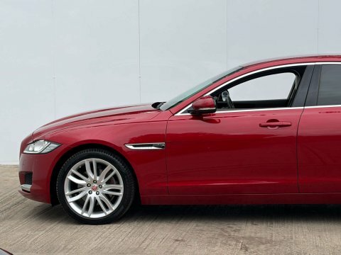Jaguar XF 3.0D S Black #47