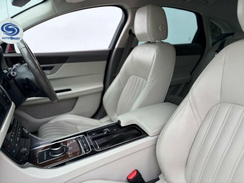 Jaguar XF 3.0D S Black #51