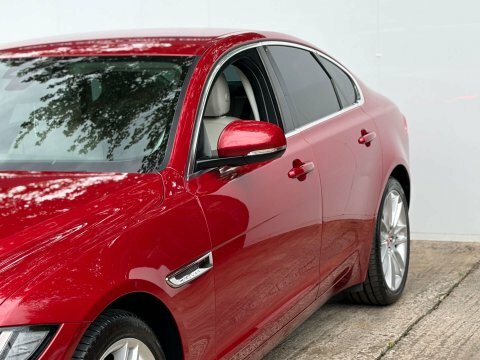 Jaguar XF 3.0D S Black #37