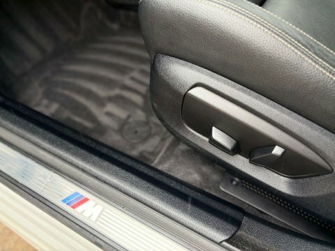 BMW 5 Series 2.0 520D Modern White #71
