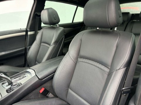 BMW 5 Series 2.0 520D Modern White #66