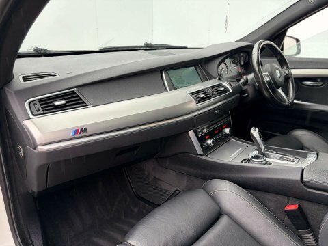 BMW 5 Series 2.0 520D Modern White #67
