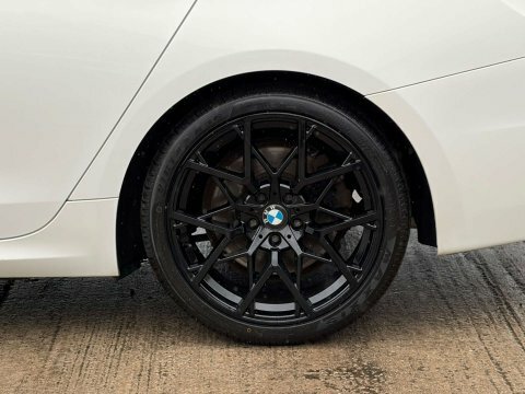 BMW 5 Series 2.0 520D Modern White #56