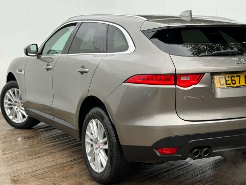 Jaguar F-Pace 2 L R-dynamic Black Phev Awd 4Wd  #45