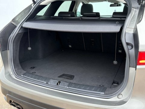 Jaguar F-Pace 2 L R-dynamic Black Phev Awd 4Wd  #32