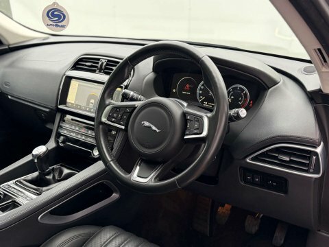 Jaguar F-Pace 2 L R-dynamic Black Phev Awd 4Wd  #60