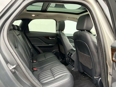 Jaguar F-Pace 2 L R-dynamic Black Phev Awd 4Wd  #20