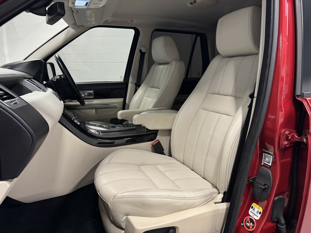 Land Rover Range Rover Sport 3.0 Sd V6 Hse Red #4