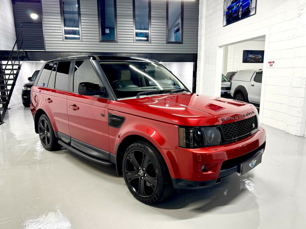 Land Rover Range Rover Sport 3.0 Sd V6 Hse Red