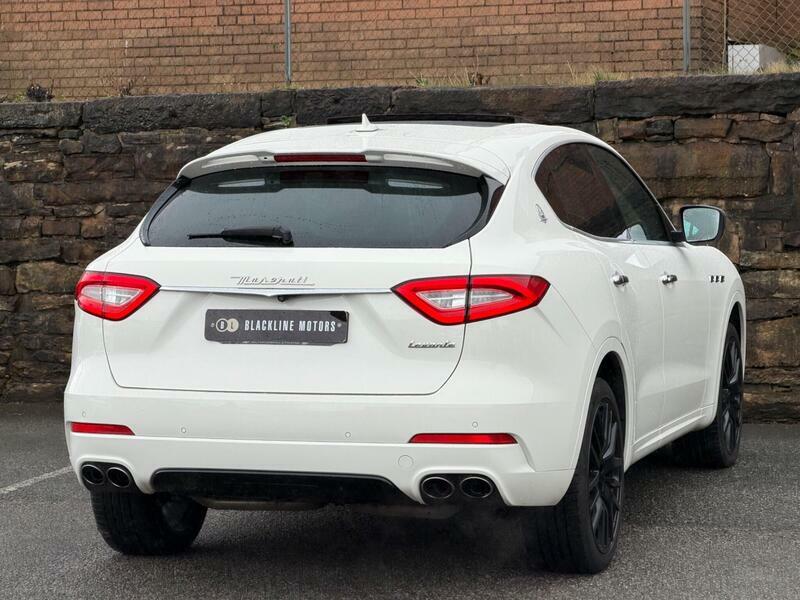 Maserati Levante 3L Null White #7