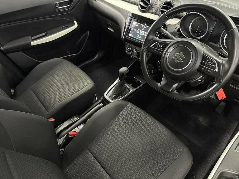 Suzuki Swift 1.2 Dualjet 83 Red #21