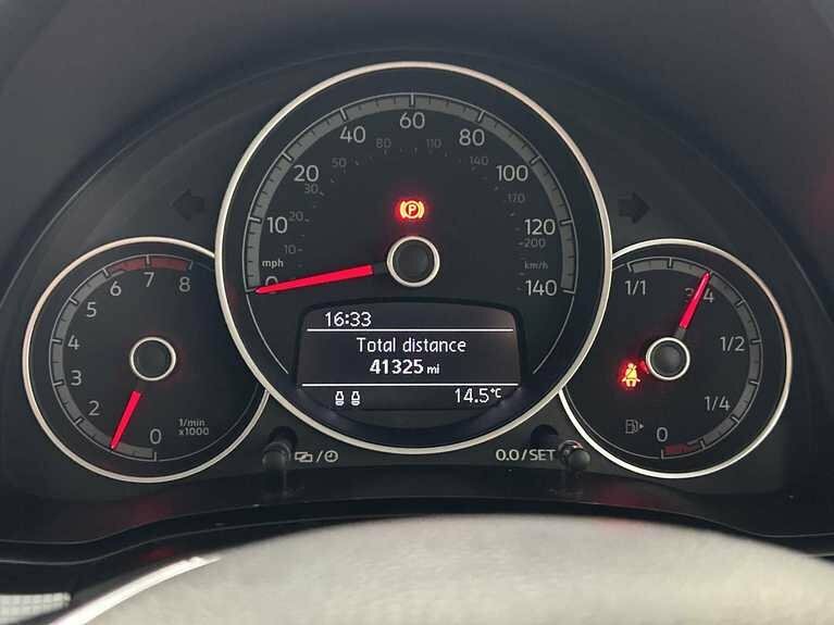 Volkswagen Up 1.0 Move Up Tech Edition Hatchback Man Red #32