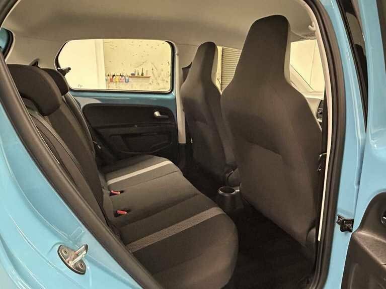 Volkswagen Up 1.0 Move Up Tech Edition Hatchback Man Red #27