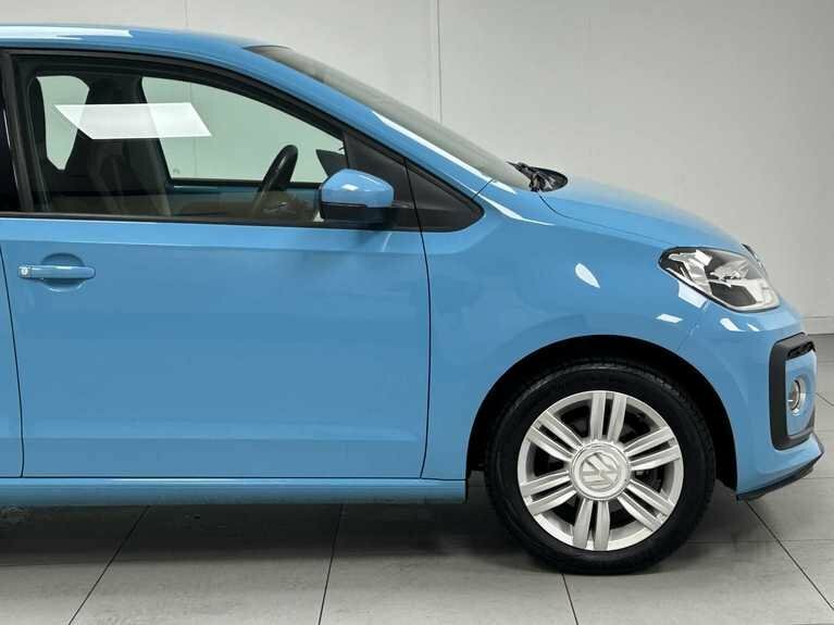 Volkswagen Up 1.0 Move Up Tech Edition Hatchback Man Red #14