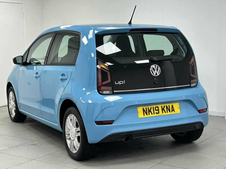 Volkswagen Up 1.0 Move Up Tech Edition Hatchback Man Red #16