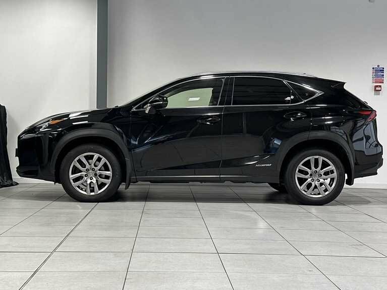 Lexus NX 2.5 Se Black #6