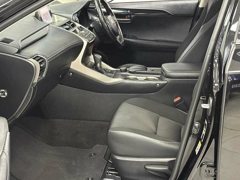 Lexus NX 2.5 Premier E-cvt 4Wd Euro 6 Ss Silver #24