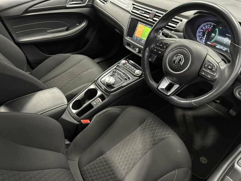 MG MG5 61.1Kwh Excite Long Range Estate Silver #21