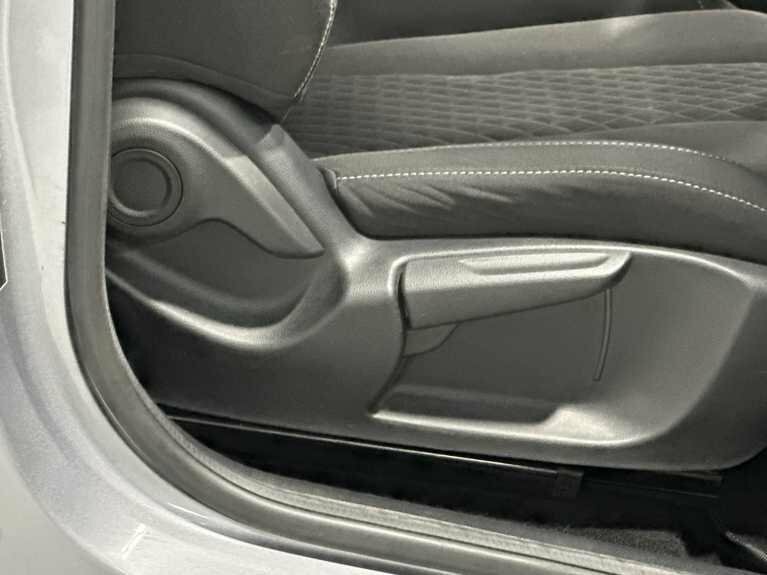 MG MG5 61.1Kwh Excite Long Range Estate Silver #36