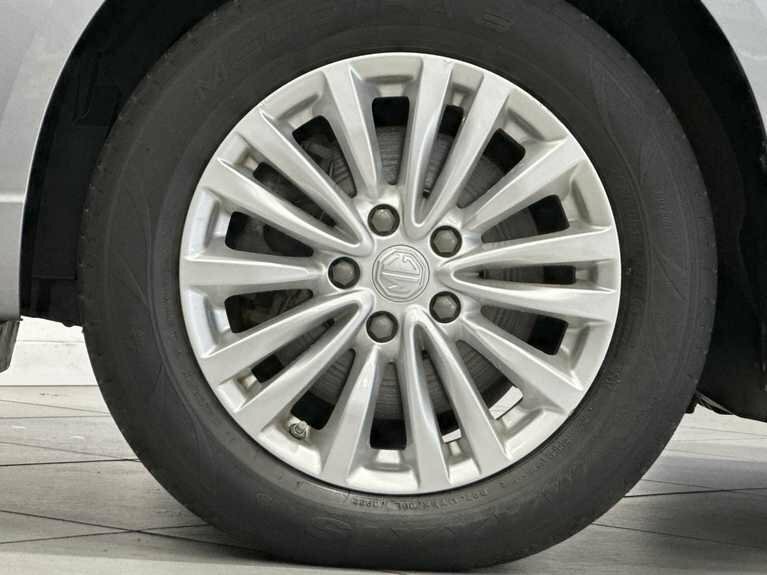 MG MG5 61.1Kwh Excite Long Range Estate Silver #5