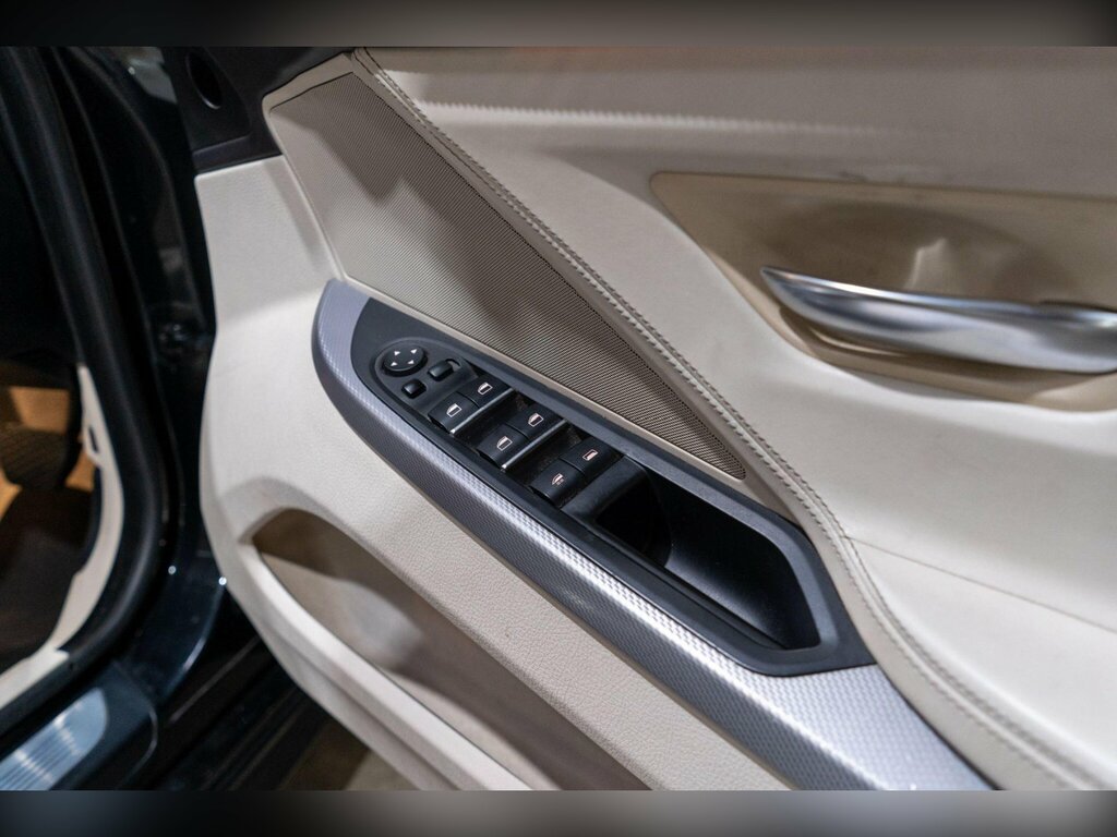 BMW 6 Series White #23